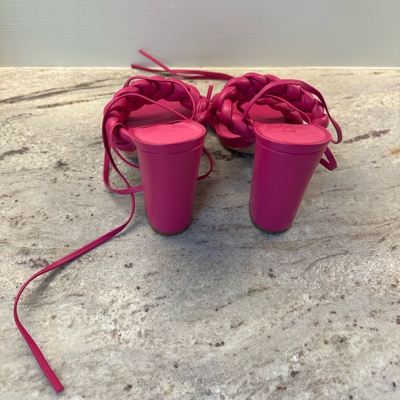 Schutz Zara high block heel sandal 8.5 - Picture 5 of 6